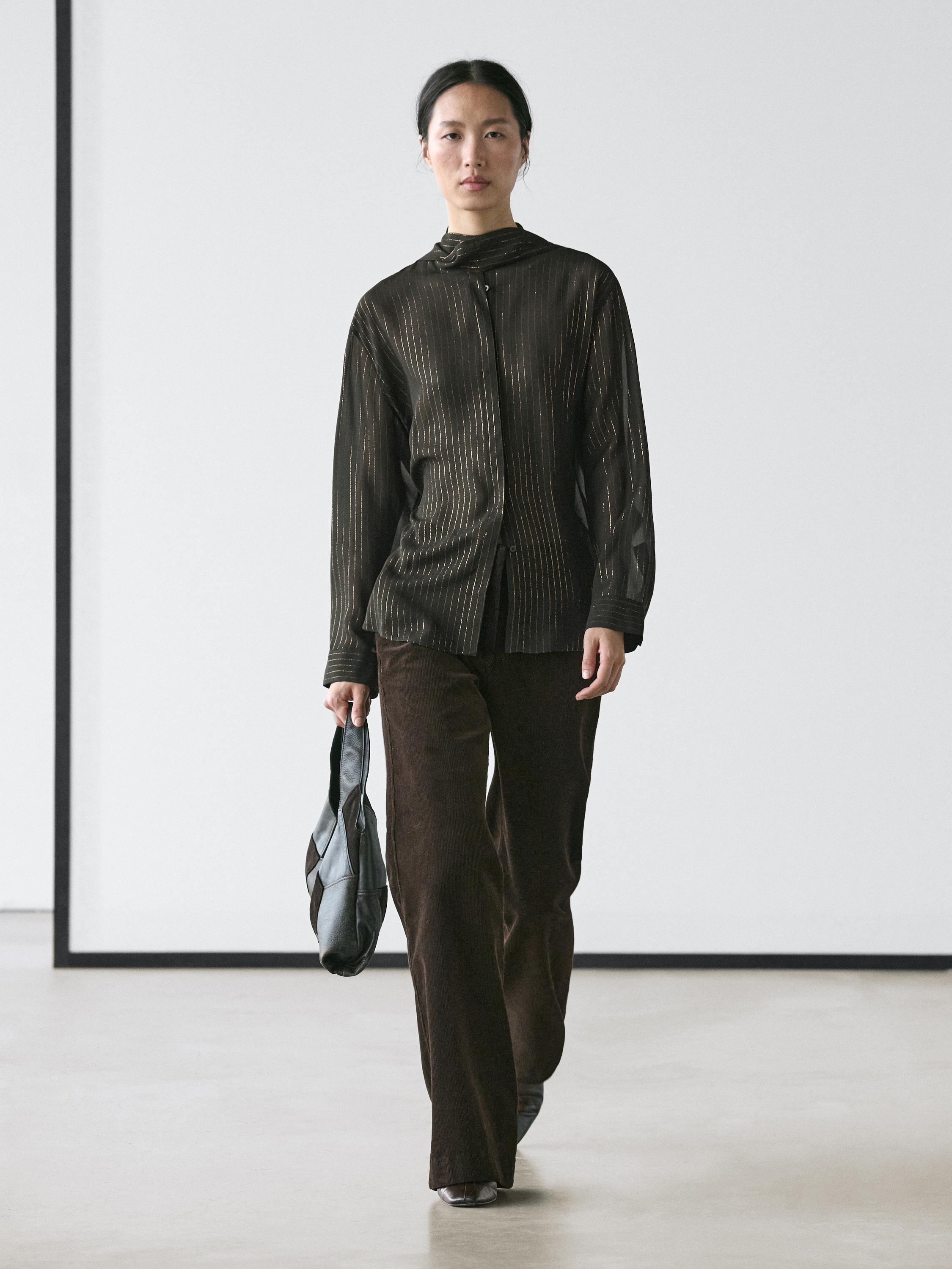 Chemisier fluide à col foulard